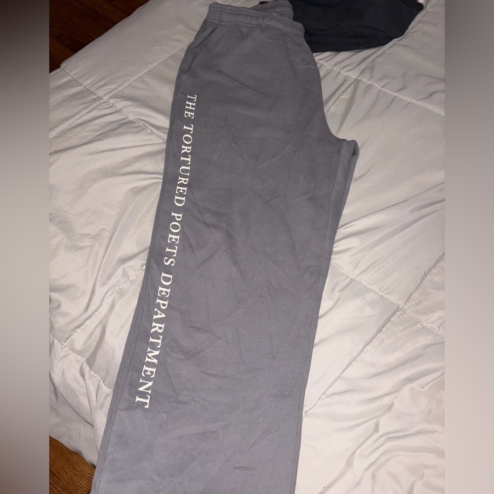 Taylor swift TTPD XL Gray Sweatpants with White Text - Picture 2 of 6